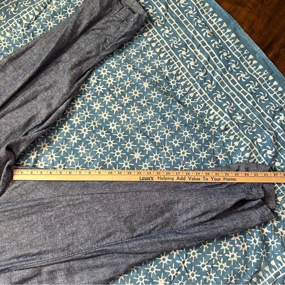 Cropped Linen-Blend Pants - Picture 8 of 8